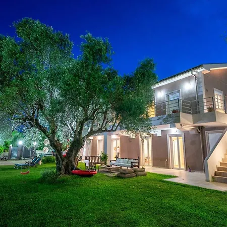 Holiday home Cicada *